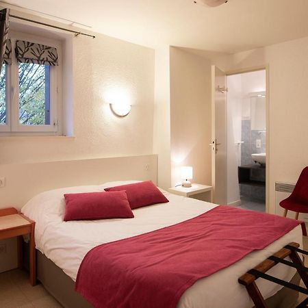 Logis Chez Germaine Hotel Geus-d'Oloron ภายนอก รูปภาพ