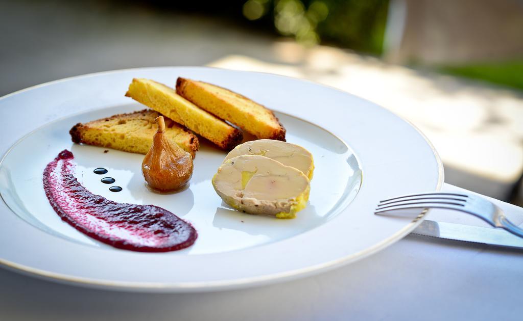 Logis Chez Germaine Hotel Geus-d'Oloron ภายนอก รูปภาพ