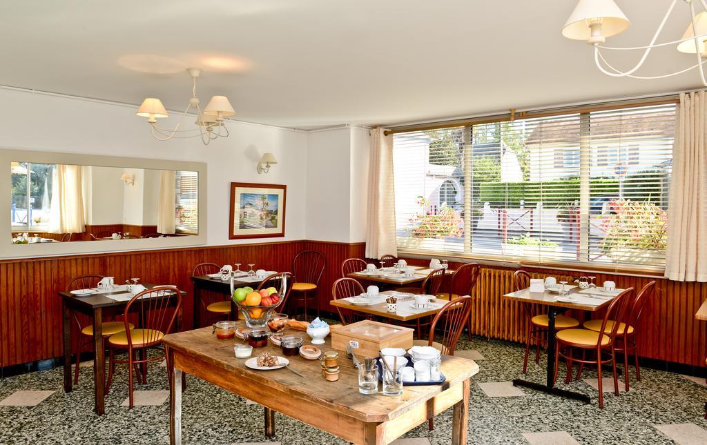 Logis Chez Germaine Hotel Geus-d'Oloron ภายนอก รูปภาพ