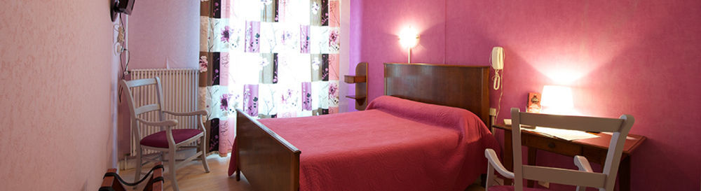 Logis Chez Germaine Hotel Geus-d'Oloron ภายนอก รูปภาพ