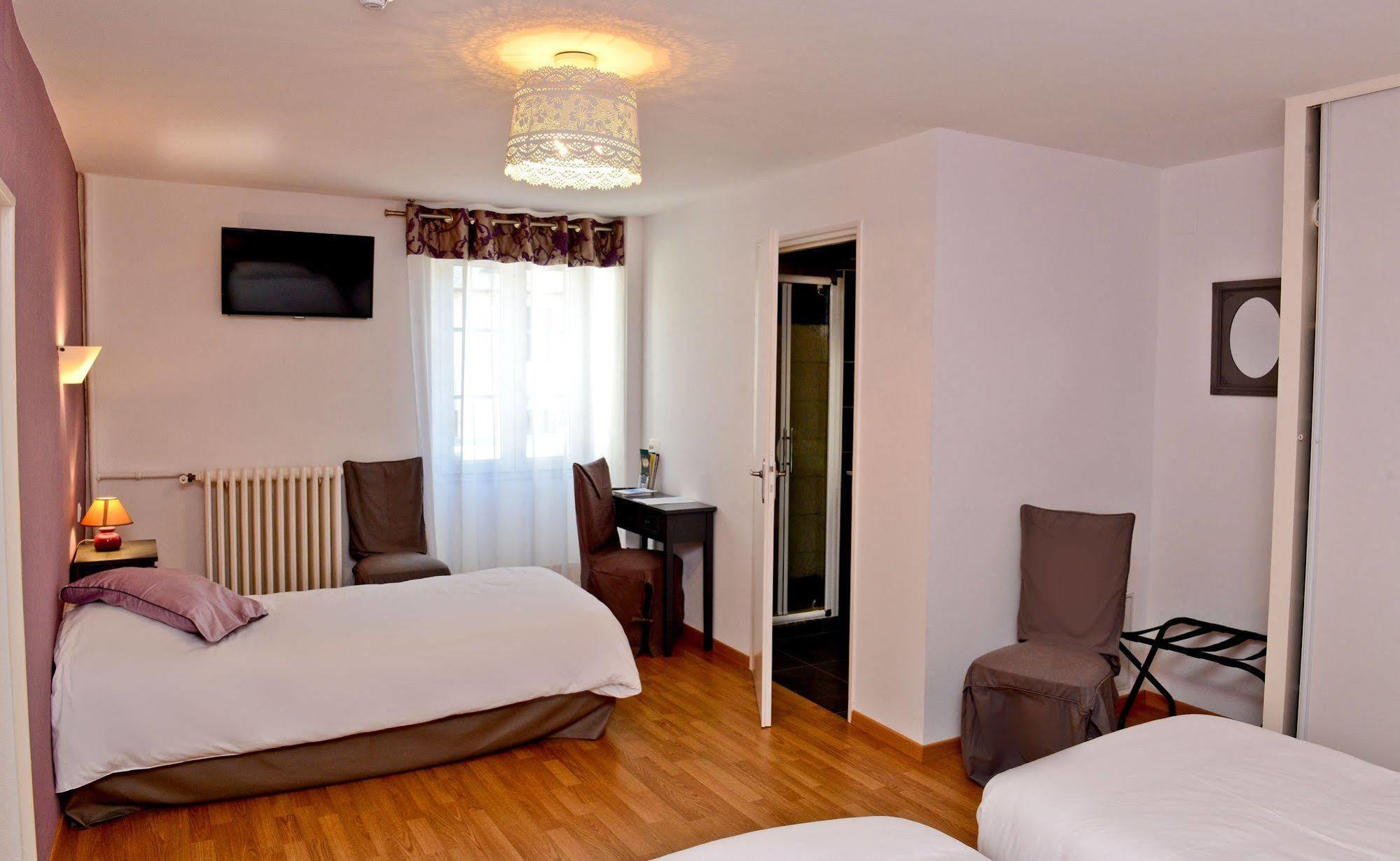Logis Chez Germaine Hotel Geus-d'Oloron ภายนอก รูปภาพ