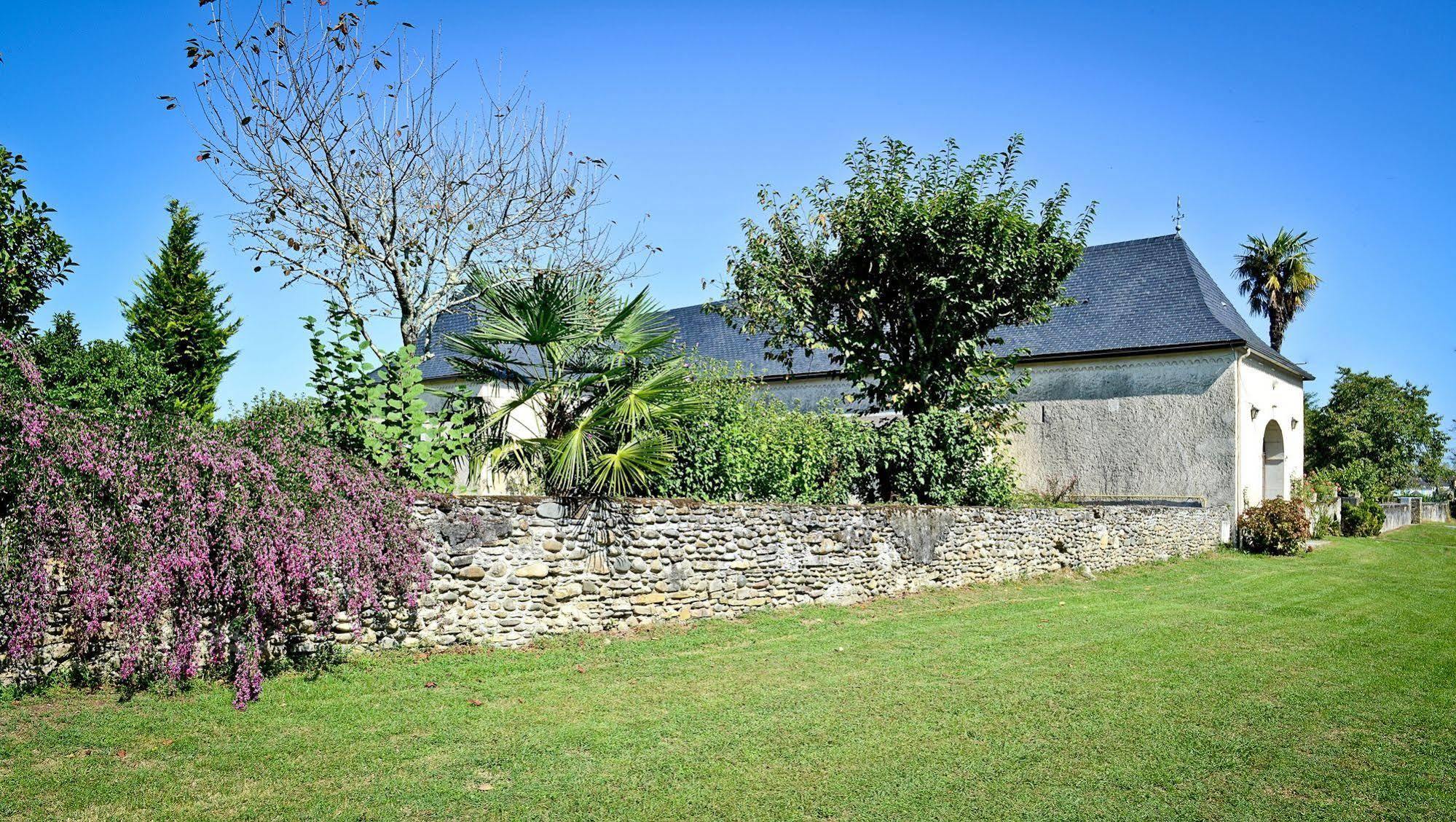 Logis Chez Germaine Hotel Geus-d'Oloron ภายนอก รูปภาพ
